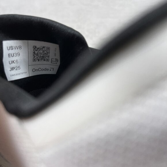 On Cloud X 4 Running Shoes - Women's Size 8 - White - Picture 10 of 10